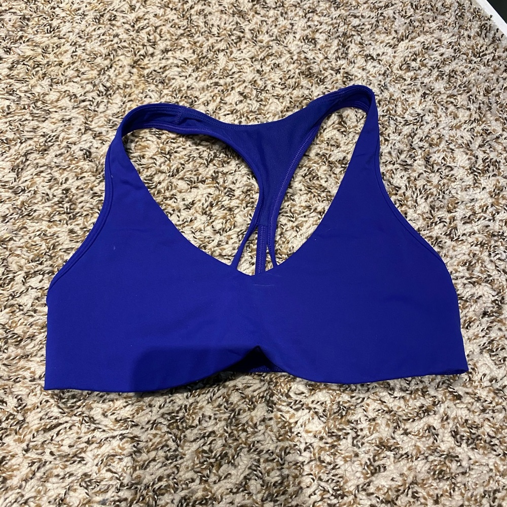 Lululemon deep blue sports bra sz 6